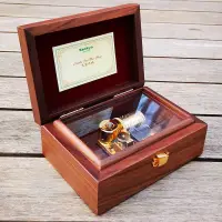 在飛比找蝦皮購物優惠-【城銘客製化】高檔木盒八音盒音樂盒女生男生創意定制精致禮盒中