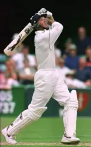 GRAEME HICK WORCESTERSHIRE CCC Old Player Cricket Photo