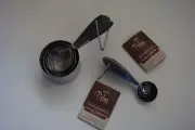 New Palm Set of Eight Measuring Cups and Spoon Stainless Steel
