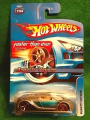 2006 Hot Wheels Gray Bugatti Veyron, Faster Than Ever Wheels, NIP!!!!