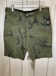Volcom GNCB Green Camo Flat Front Chino Shorts Mens 34 Streetwear Hunting