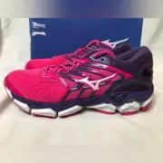 Mizuno Women’s Wave Horizon 2 Running Shoes - Size 7