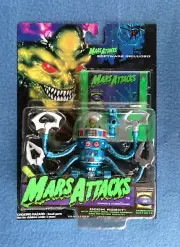 MARS ATTACKS DOOM ROBOT 5 INCH FIGURE TRENDMASTERS 1996 WITH COMPUTER DISC