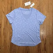 Tommy Bahama IslandZone M Palm Coast Pineapple T Shirt Blue Light Sky V-Neck