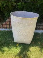 Woven planter basket- Hard Sides White 25cm Diameter