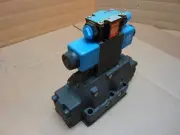VICKERS Directional Control Valve DG5V-8-S-2C-X-2-T-K-M New #28187