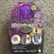 Monster High Skulltimate Secrets Clawdeen Wolf Doll with Wardrobe and 19 Fash...