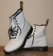 Dr Martens 1460W Boots | Docs 1460 | Smooth White | US 11 UK 9 EU 43 | Air Wair