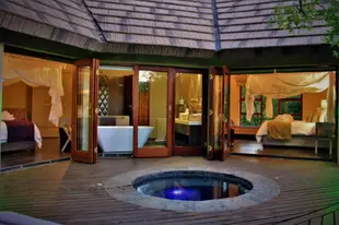 Kusudalweni Safari Lodge & Spa