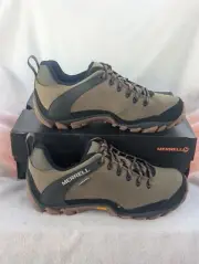 Size 9 Men's Merrell Chameleon 8 Leather WP Olive J034171 Lace Up Hiking Shoe