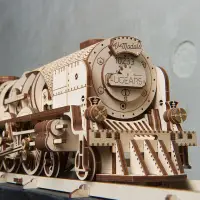 在飛比找蝦皮購物優惠-烏克蘭ugears火車頭賽車木質機械模型diy玩具創意節日禮
