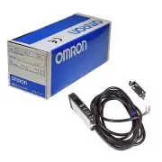 NEW OMRON E3X-NH41 PHOTOELECTRIC SENSOR SWITCH 12-24V VDC 2M