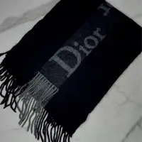 在飛比找PopChill優惠-[二手] Dior logo 羊絨圍巾