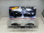 Hot Wheels Premium Car Culture 2-Pack Bugatti Veyron and '16 Bugatti Chiron
