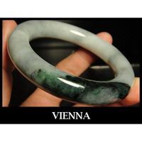 在飛比找蝦皮購物優惠-《A貨翡翠》【VIENNA】《手圍16.9/12mm版寬》緬