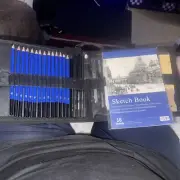 28 Pieces Pro Drawing Kit Sketching Pencils Set,Portable Zippered Travel Case.