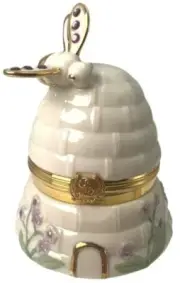 LENOX SWEET SUMMER TREASURE BOX -- Bumble BEE Hive CHARM --- NEW in BOX with COA