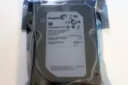 **NEW ZERO HOURS**-ST2000NM0033 SEAGATE 2TB 7.2K SATA 3.5" 6Gb/s HD