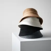 在飛比找蝦皮購物優惠-最後一頂 白色 全新 Uniqlo 可調節漁夫帽 羊毛帽 1
