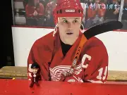 Razor In Blazer - Detroit Red Wings Elf On A Shelf Lucas Raymond #23 RARE PROMO