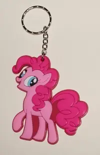 在飛比找Yahoo!奇摩拍賣優惠-彩虹小馬 my little pony 鑰匙圈PVC Key