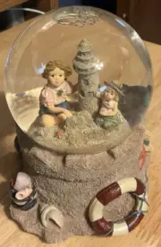 1995 Boyd's Collection Yesterday's Child - #2790SF "Sand" Globe Music Box