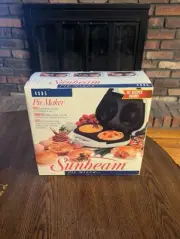 Vintage Sunbeam Mini Pie Maker: Model 4805, Oster - Circa 1993 (Brand New)