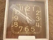 Vintage AVANTE WALL CLOCK Quartz usa made
