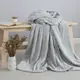 精梳法蘭絨條紋毯(月光灰-150x180cm)