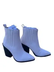 Nasty Gal Off White Pointed Toe Heeled Boots Sz 4 NWB