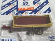 ERTL New Holland 308 V Tank Spreader, 1/64, NIB