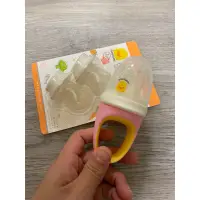 在飛比找蝦皮購物優惠-9成新 黃色小鴨 PIYOPIYO 台灣製 副食品咬咬棒 贈