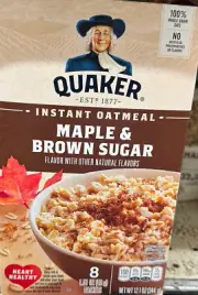 QUAKER INSTANT OATMEAL MAPLE BROWN SUGAR FLAVOR WITH OTHER NATURAL FLAVORS