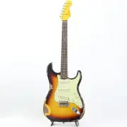 Fender 2023 Collection Time Machine 1960 Stratocaster Heavy Relic SN.CZ572236