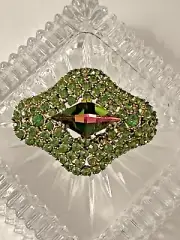 Vintage Gold Tone Green Diamond Shaped Watermelon Heliotrope Rhinestone Brooch