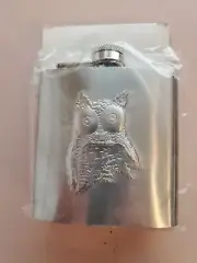 HOOTERS WHISKEY FLASK NEW