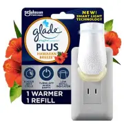 Glade PlugIn Plus Air Freshener Starter Kit Scented Oil Hawaiian Breeze 1 refill