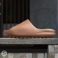 在飛比找蝦皮購物優惠-🏀小飛人潮流🏀ADIDAS YEEZY SLIDE FLAX