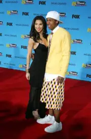 Actor Nick Cannon and actress Roselyn Sanchez arrive at the 2005 B - Old Photo 1