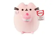 Pusheen - Pusheen Snackable Cherry Macaron Squisheen 24cm, Soft Toy, Plush