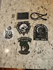 Savage Tacticians Sticker Pack W 550 Cord Zipper Pulls And Subdued Flag Patch #4