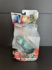 Takara Tomy Transformers United UN-17 Autobot Kup - NEW
