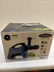 Omega Celery Juicer and Nutrition System Masticating Juicer, Cold Press