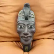 RARE Antique Egyptian Mask of Ancient Pharaoh King AKHENATON Collection...LARGE