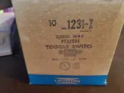 10-PK LEVITON IVORY Single Gang 3-Way FLUSH TOGGLE SWITCH 1231-I NEW