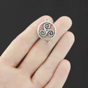 8 Celtic Knot Connector Antique Silver Tone Charms - SC6500