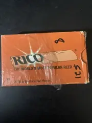 New Rico Baritone Saxophone Sax reeds Strength 1.5 in open box (8 Reeds) -S21