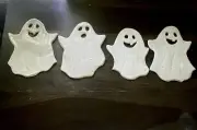 Handmade Studio Pottery Ghost Wall Tile Art - Boo ! Halloween Cute X1