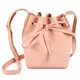 Mansur Gavriel Saffiano防刮皮革斜背Mini Mini水桶包(花朵粉)690001-1