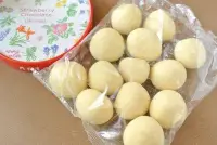 在飛比找Yahoo!奇摩拍賣優惠-阿宓鋪子 【現貨】日本進口 六花亭草莓夾心白巧克力袋裝/盒裝